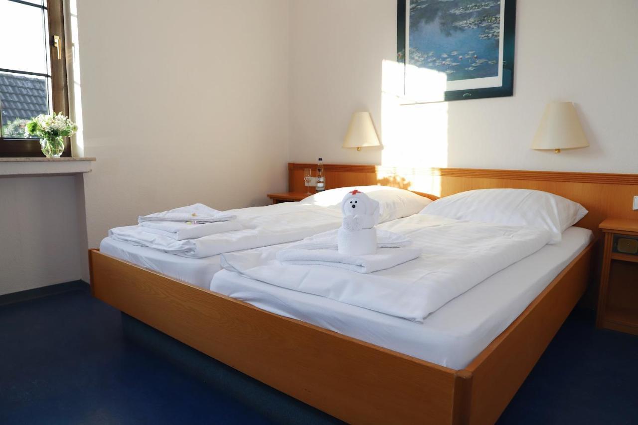 Smart Hostel By Landgasthof Velber 24H7D Seelze Dış mekan fotoğraf