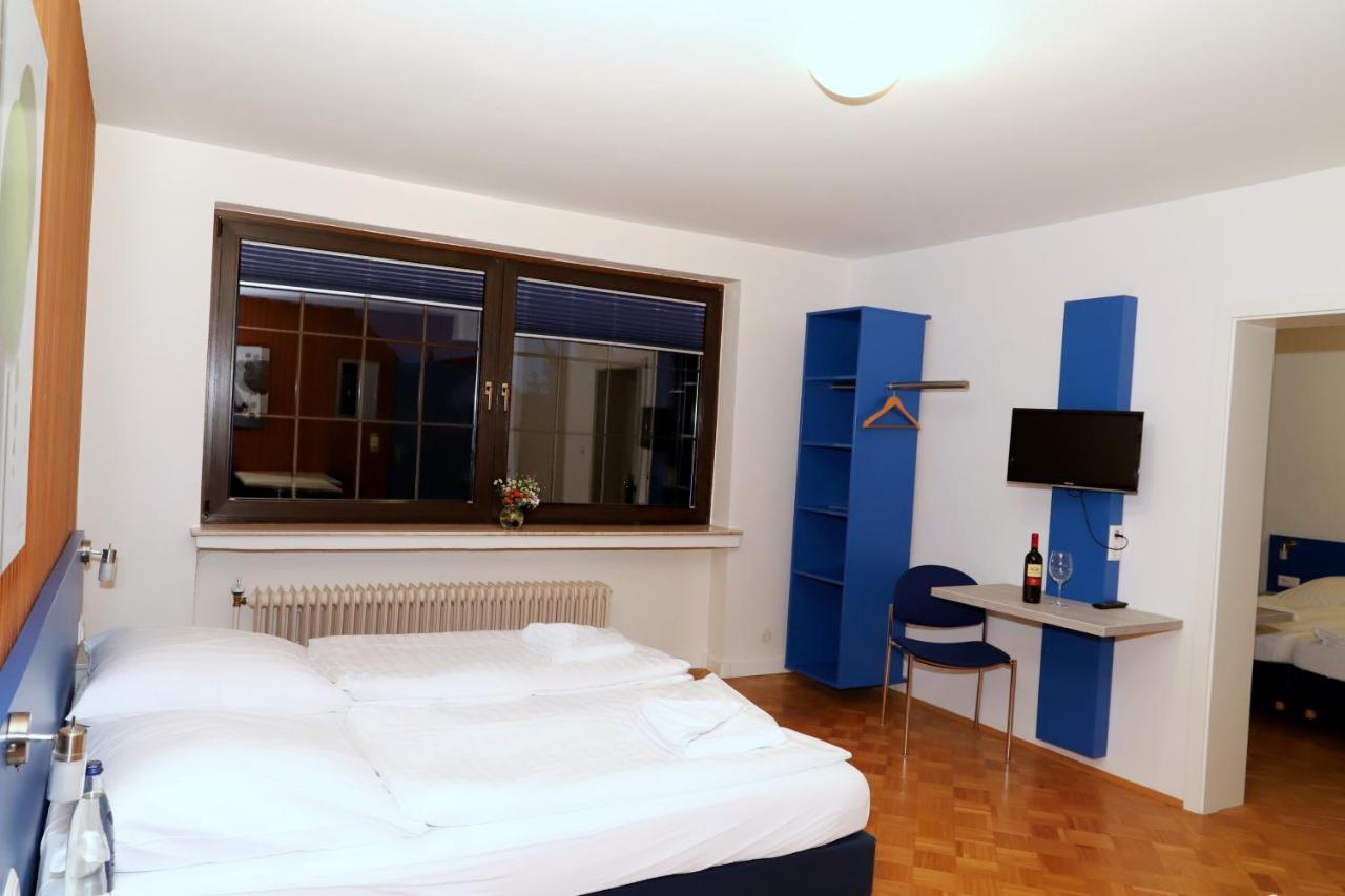 Smart Hostel By Landgasthof Velber 24H7D Seelze Dış mekan fotoğraf